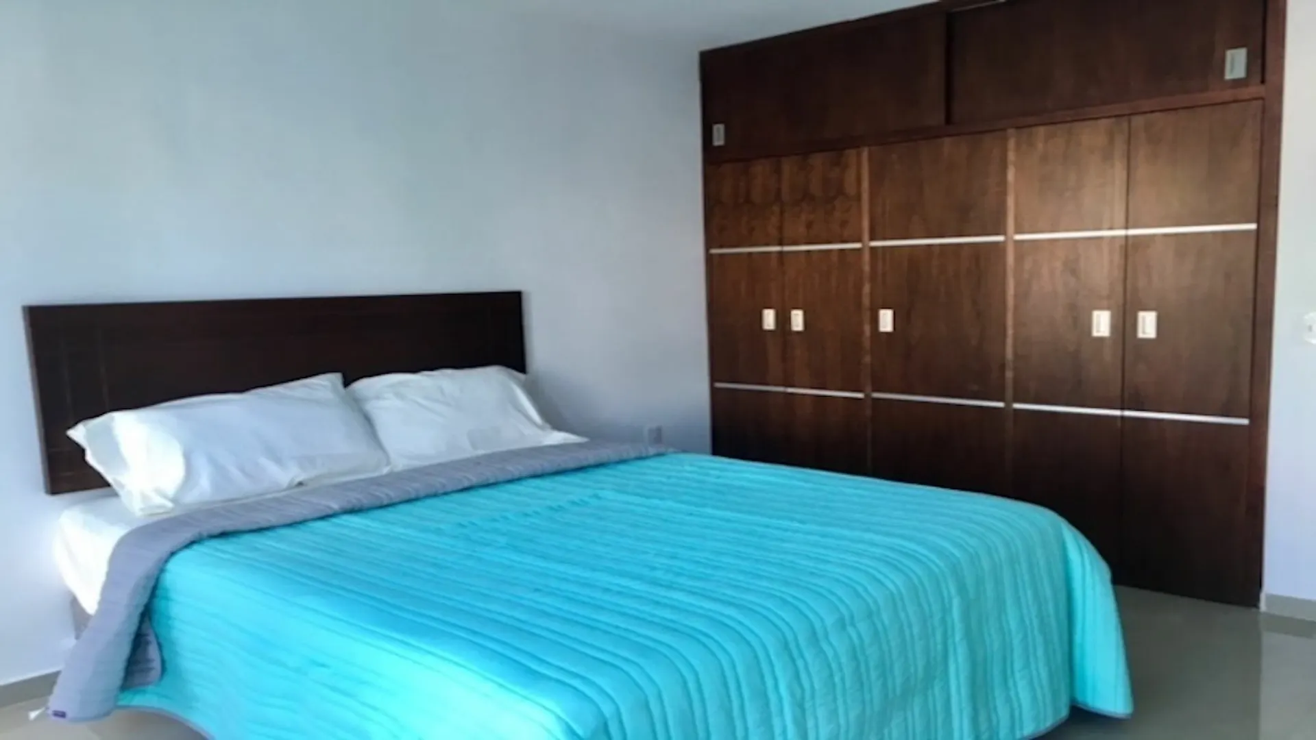 Condo 5 50 1Bd By Project 4 Life location